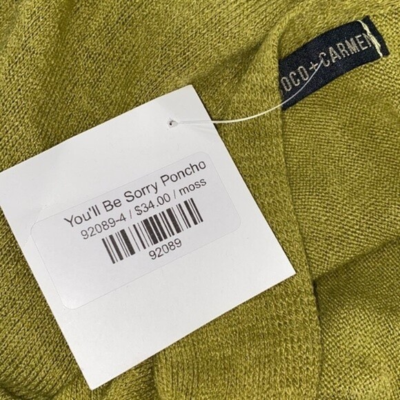 Coco + Carmen You’ll be sorry moss green knit poncho one size new with tags - Picture 4 of 5